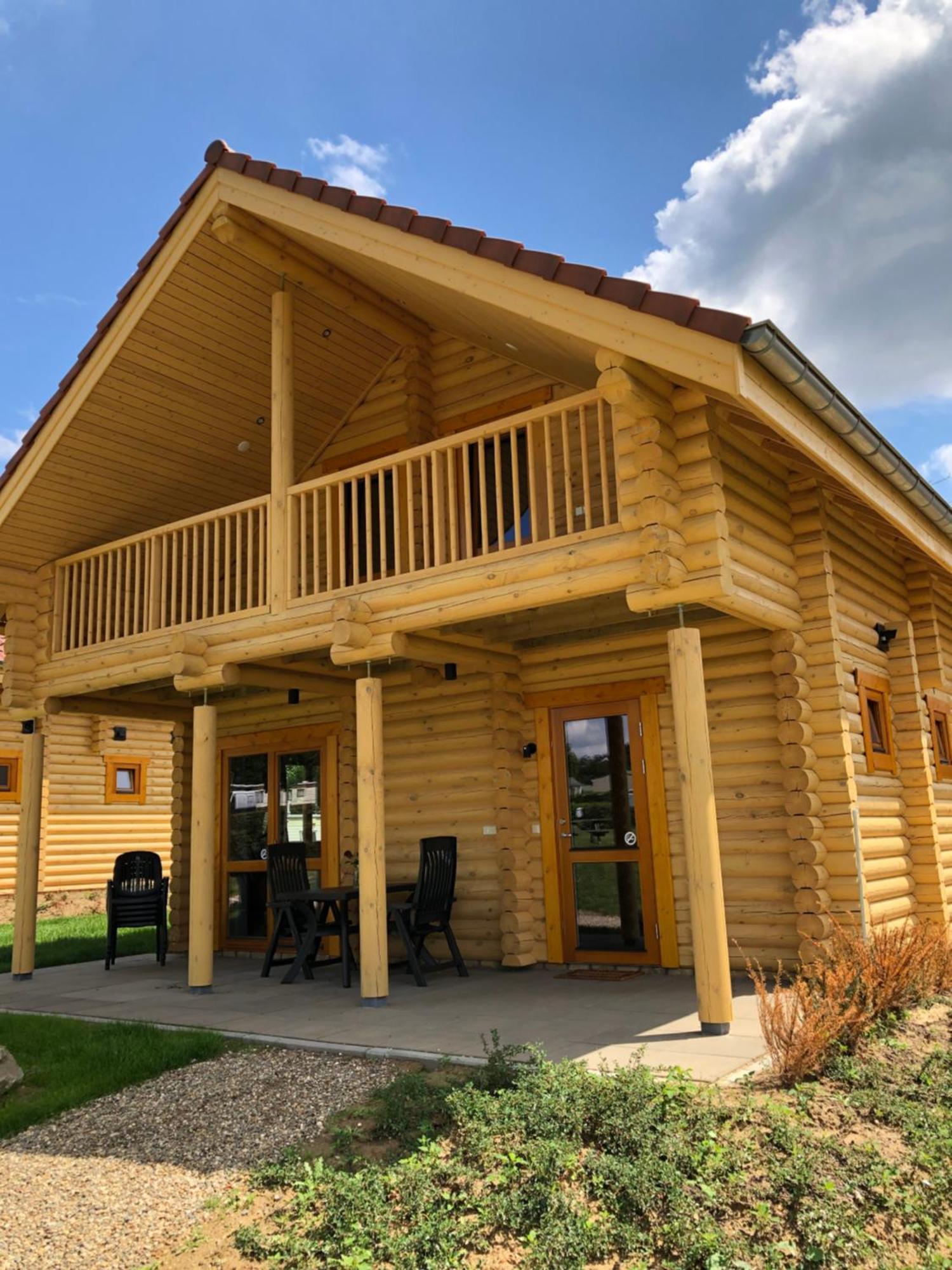 Boomstamhuis High Chaparral Oorsbeek