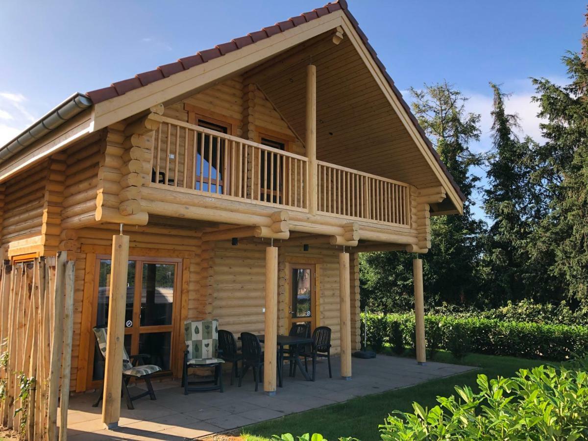 Boomstamhuis High Chaparral Ferienpark Oorsbeek